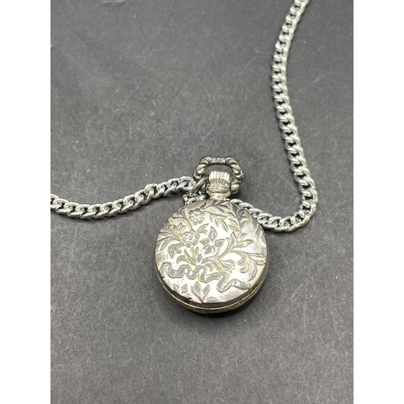 Ravisa Sweety Quartz Silver Tone Analog Pocket Watch with Necklace Chain - Picture 5 of 9